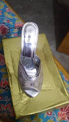 Silver heels, Grey pencil heels