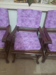 4 in 1 chair set in good condition 0