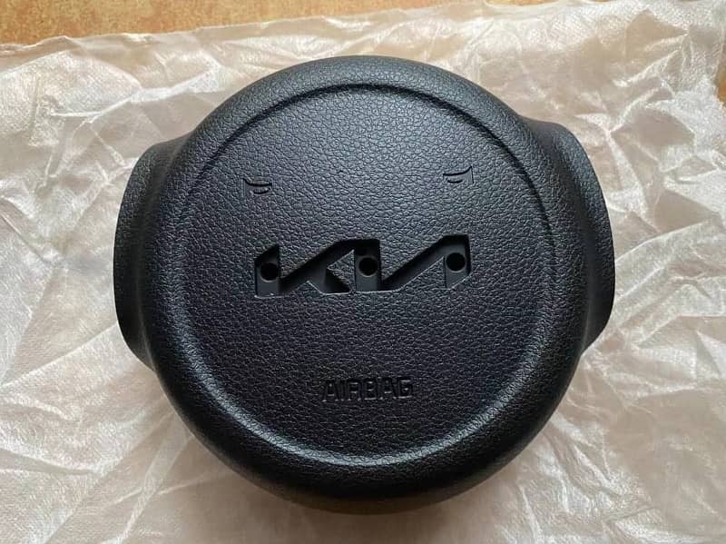 Kia Stonic complete Airbag cover 4