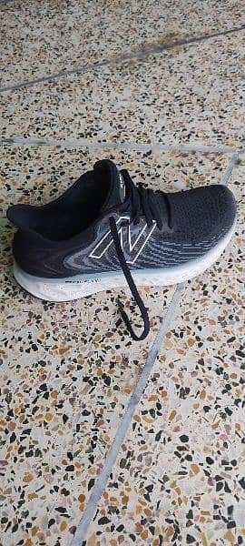 Brand shoes 9/10 condition 2