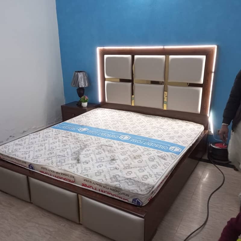 shesham wooden bed/solid wooden bed/almari/king size bed/showcase/bed 5