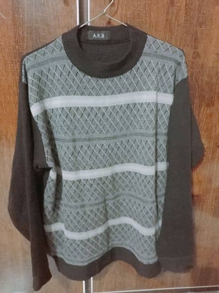 Sweater For Men's (Breakout Brand) in Small Size 7