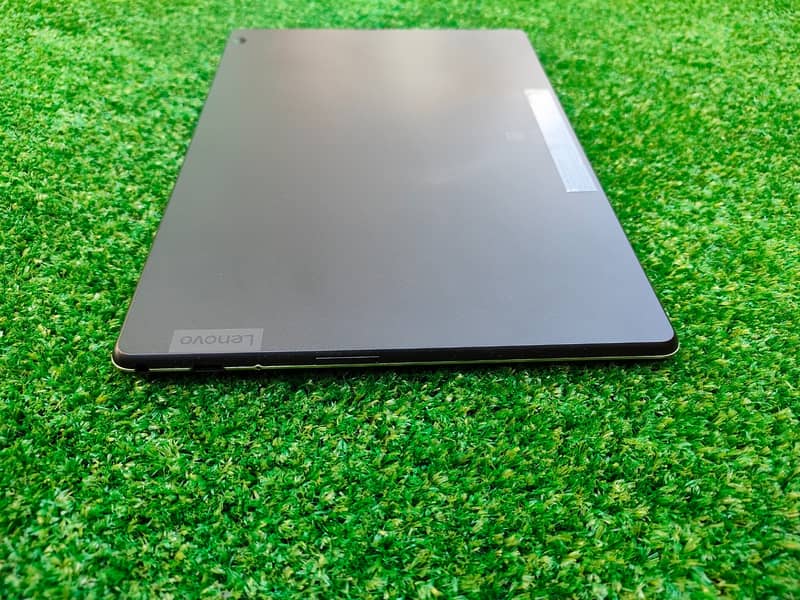 LENOVO 10Inch TB-X605F 3GB. 32GB 2