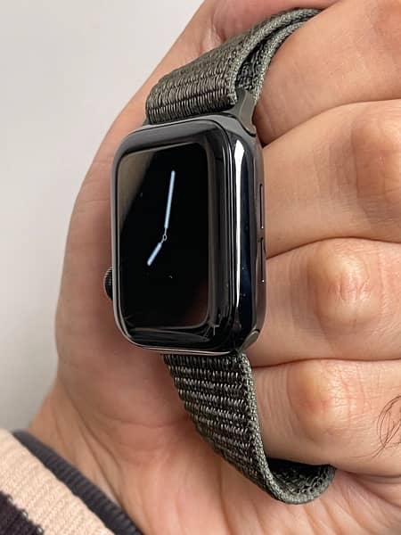 Apple watch series 5 stainless steel 0