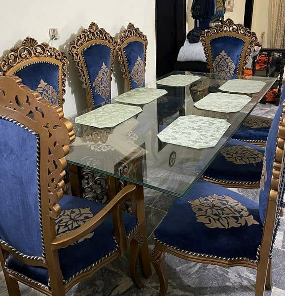 Gold top dining set