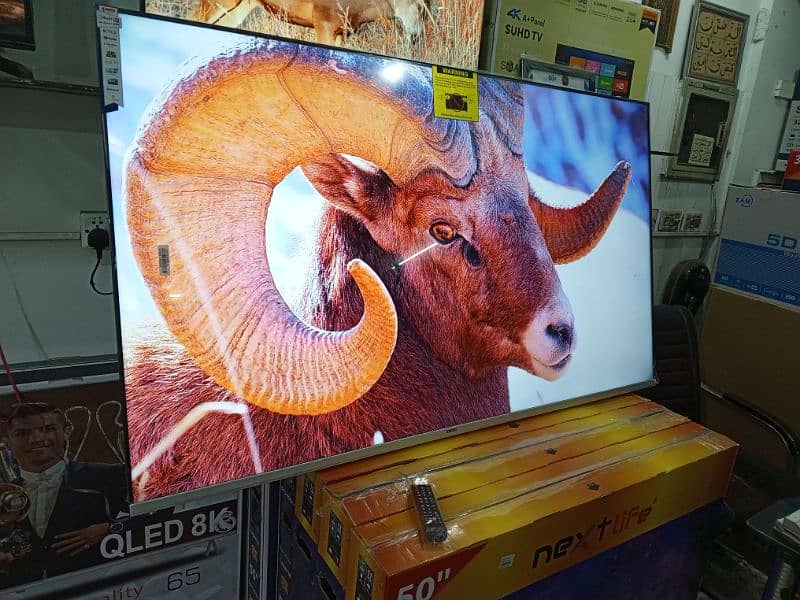 SAMSUNG 65,,INCH LED UHD MODEL. . NEW 03024036462 0