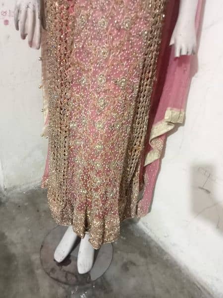 Wedding Maxee in use With Jewelrey  Size Medium Delivery Avble All Pk 4