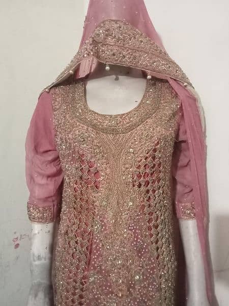 Wedding Maxee in use With Jewelrey  Size Medium Delivery Avble All Pk 5