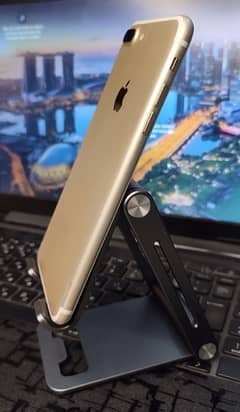 IPhone 7plus 256gb pta approve Gold