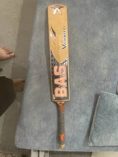 BAs vampire English willow bat only grip issue