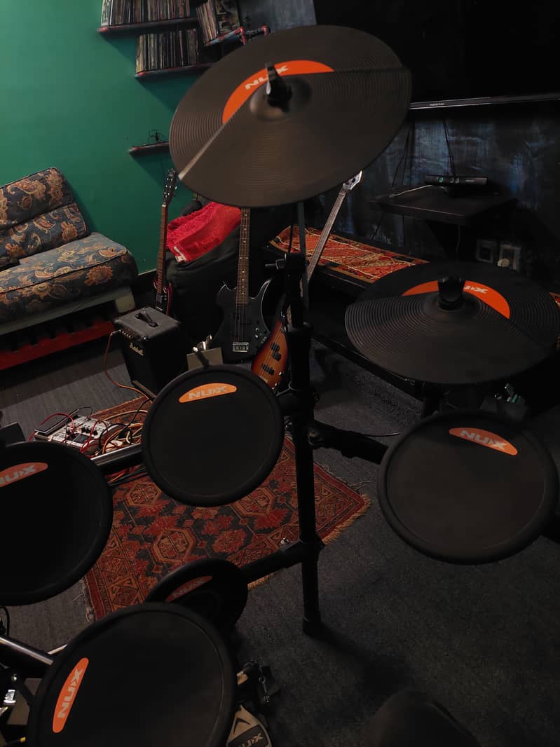 NUX DM-4 electric drum kit 2