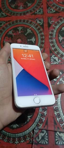 i phone 7 Bypass 128gb White colour 6