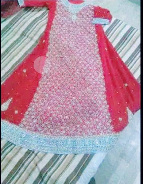 bridal dress for sale with beautiful jularry set & hand beg 1