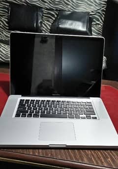 Apple Macbook A1286 Late 2011