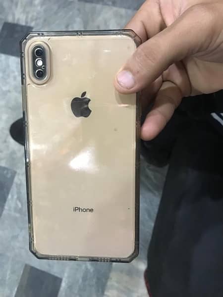 I phone xs max 256gb battery chang outclass timing Face ID not  wrak 1