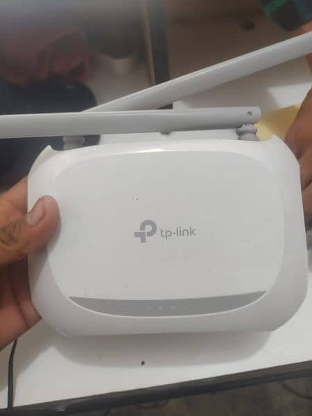 TP LINK/MT LINK/TENDA/MERCUSYS USED ROUTER WITH ADAPTER 18