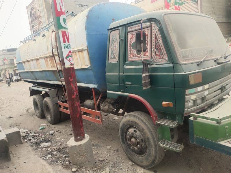Water tanker cb14 with tank for sale Urgent need money. 1