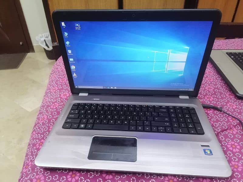 hp pavilion core i5, 1st gen, 17 inch laptop, with built in graphics 2