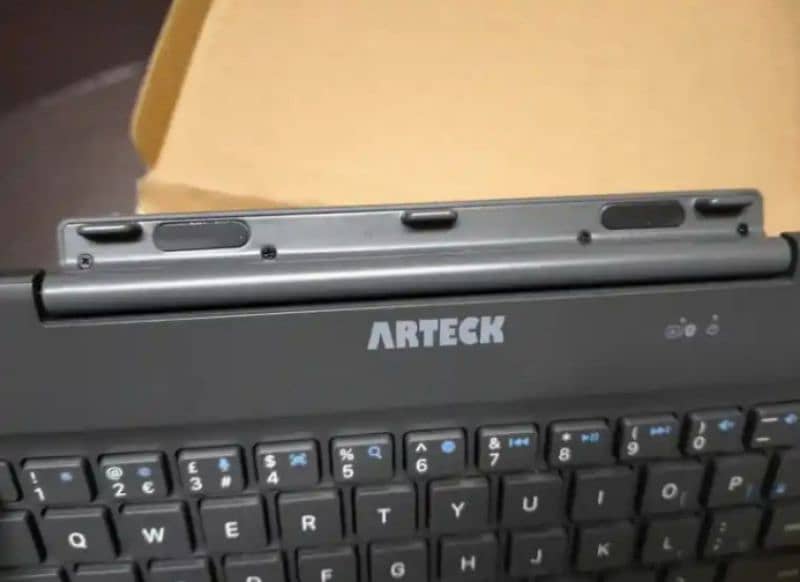 Arteck Bluetooth Keyboard Case for iPad Mini 6, 8.3-inch 3