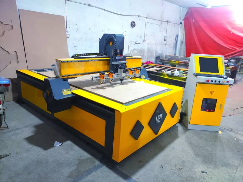 CNC Wood Machine/Laser Cutting Machine, 1