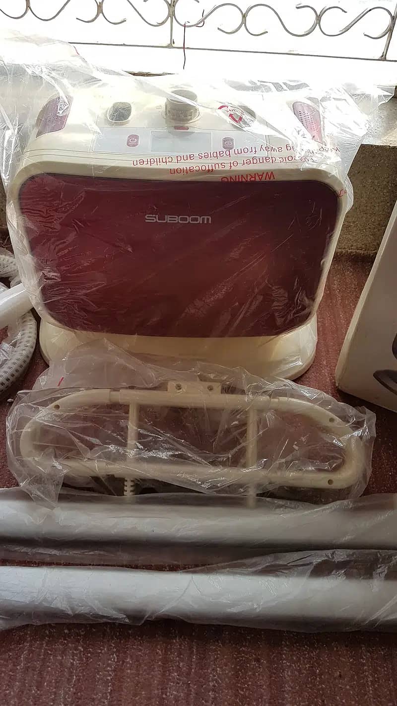 SUBOOM Hanging Iron / Garment Steamer - Deluxe Commercial Edition 1