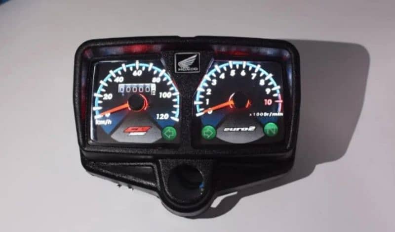 Suzuki gds 110 original meter only 100km used delivery All Pakistan 9