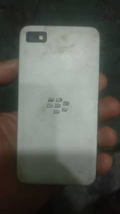 z10 fone white color. pta approved but sim jacket not working