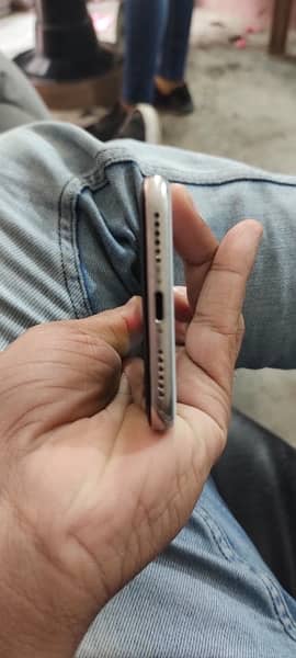 iphone x PTA approved White Color 3