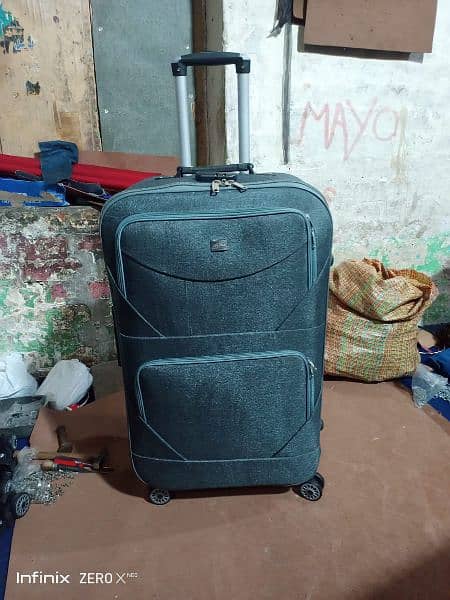 Luggage/Traveling bag 2
