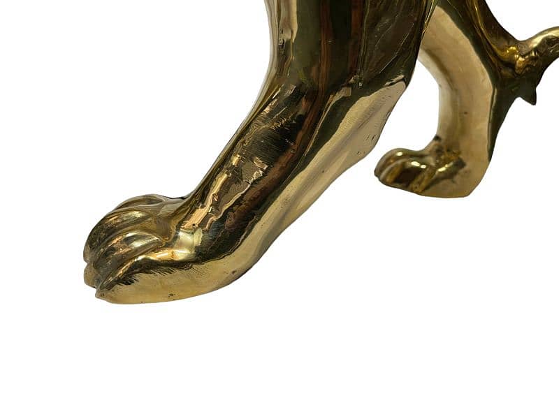 Brass Luxurious Lion Sculpture, Pure Brass Lion, Home and Office Decor 15