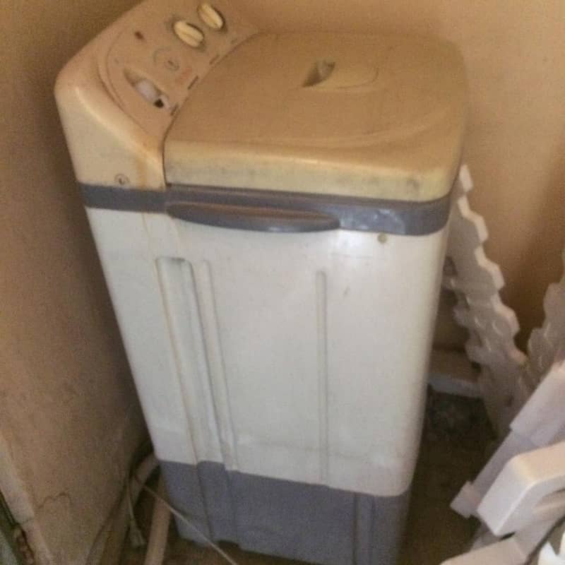 Toyo washing machine   for sale 2