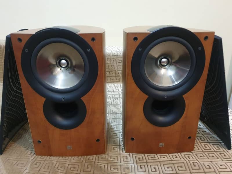 KEF iQ SERIES High End Stereo and Home Theatre Speakers sony bose polk 7