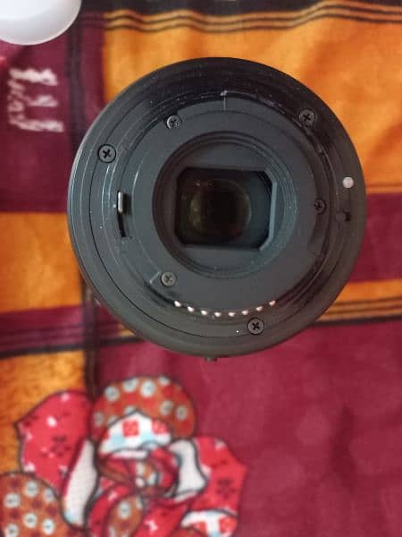 nikon nikkor orignal lens for sale vr 70_ 300mm 7