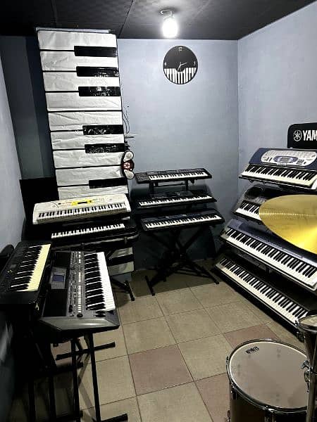 Boorat Brothers Electronics 
Pakistan biggest piano shop 11