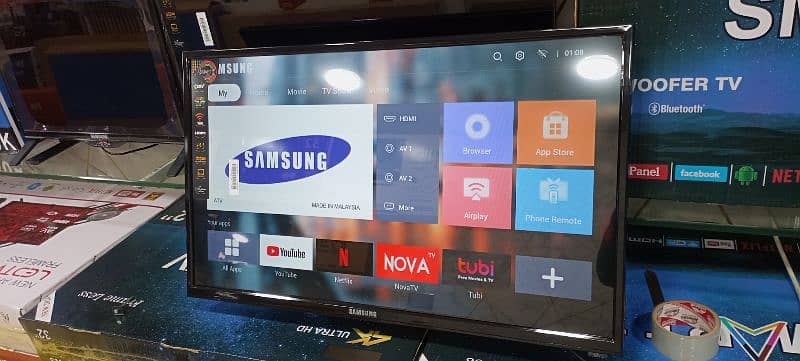 LED TV 32 INCH SAMSUMG ANDROID 4K ULTRA SHARP UHD 4