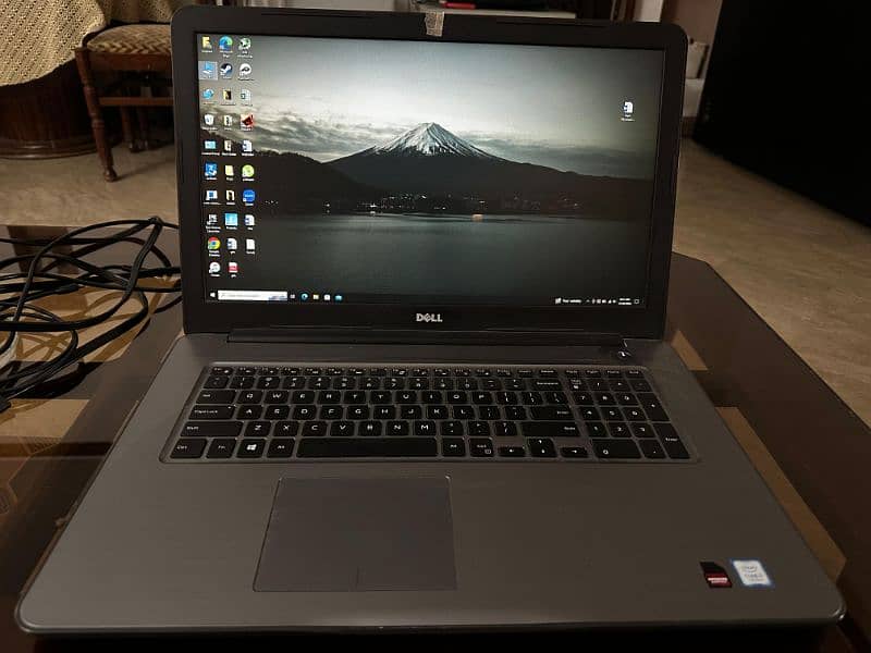 Dell Inspiron 17 5767 - 7th Gen Ci7 128GB SSD 16GB 2TB 4GB ATI Radeon 6