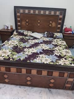 double bed with sides tables with out mattress