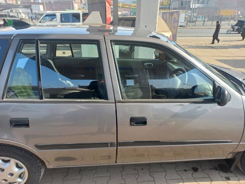 Suzuki Cultus 2014 6