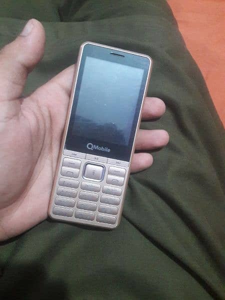 mobile phone QMOBILE 0