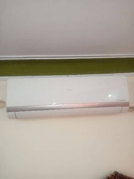 good condition invertor air conditioner (a c] 1.5 ton 1