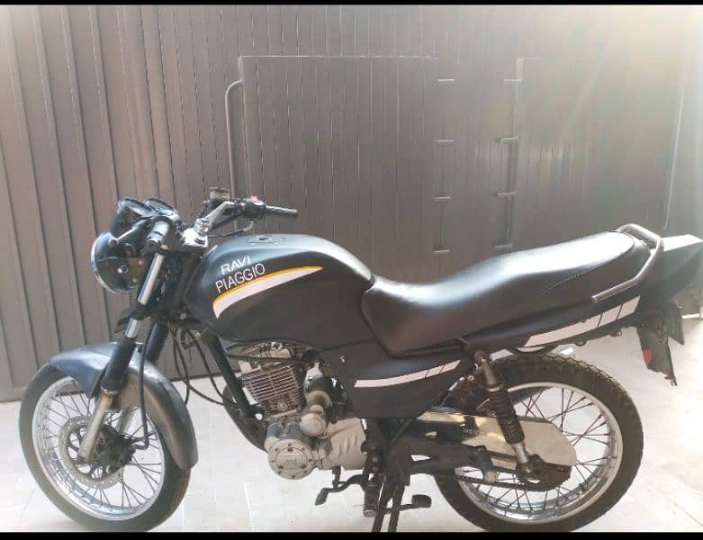 Ravi piaggio 125-150.  Exchange possible 2