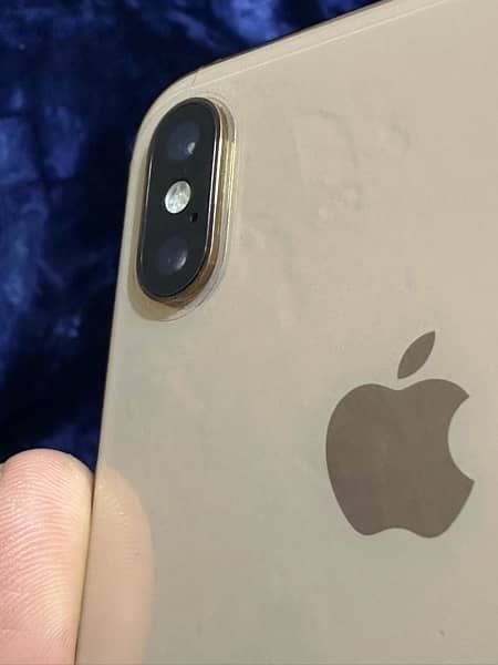 iPhone Xs Max 256GB Gold 10/10 Condition 89% Battery Health 2