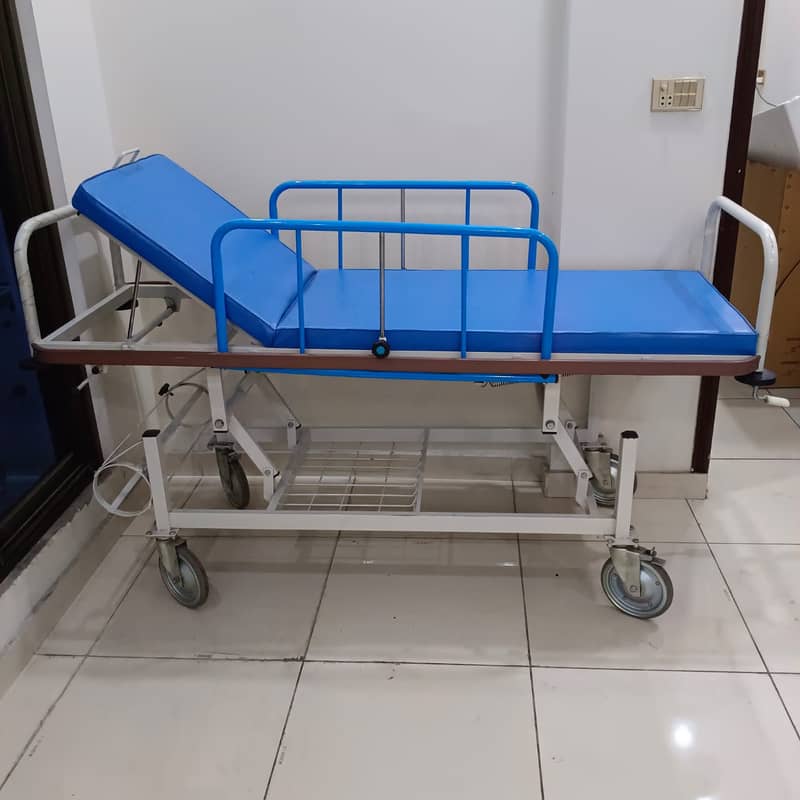 Manufacture Hospital Furniture Medical Bed Patient Bed Surgical Bed 10