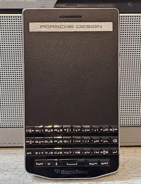 BlackBerry Porsche Design P’9983 PTA 2