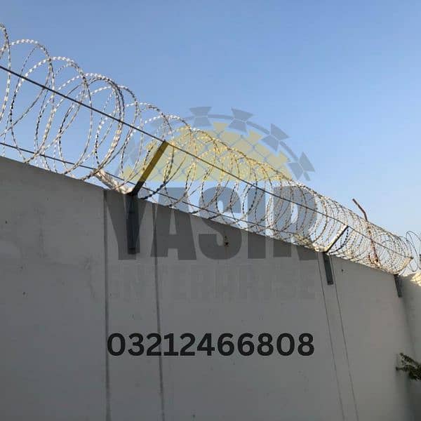 Razor Wire & Chain Link Installation in Karachi - Powder Coating 3