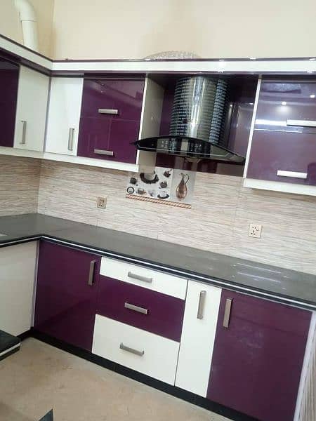 kitchen cabinet and granite 3