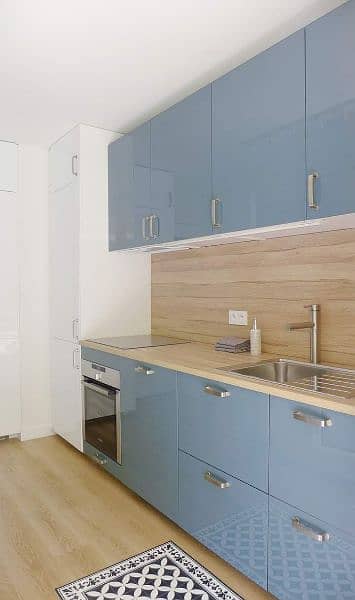 kitchen cabinet and granite 18