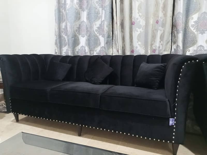 Black Velvet Sofa 7 Seater Cusion 2