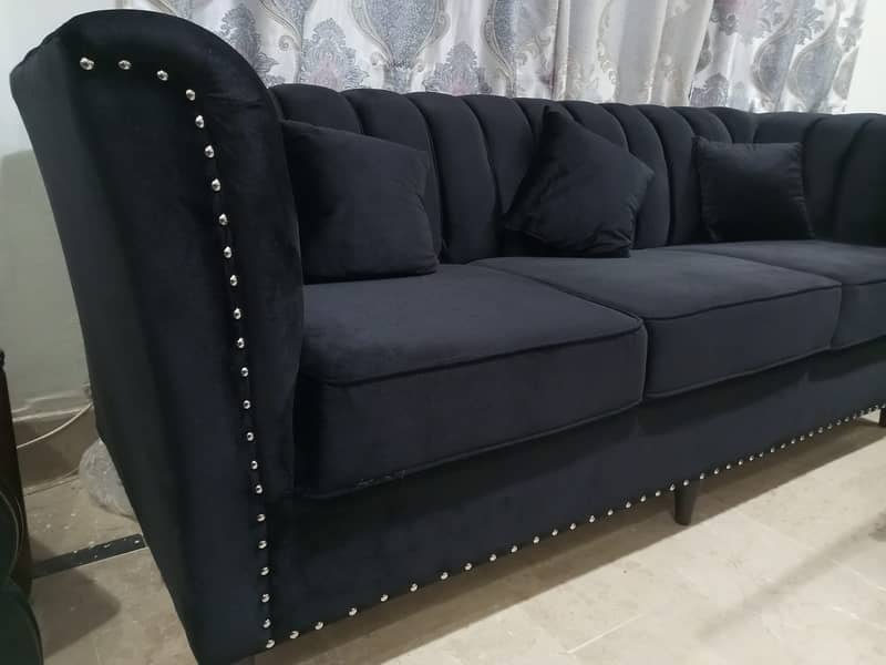 Black Velvet Sofa 7 Seater Cusion 3