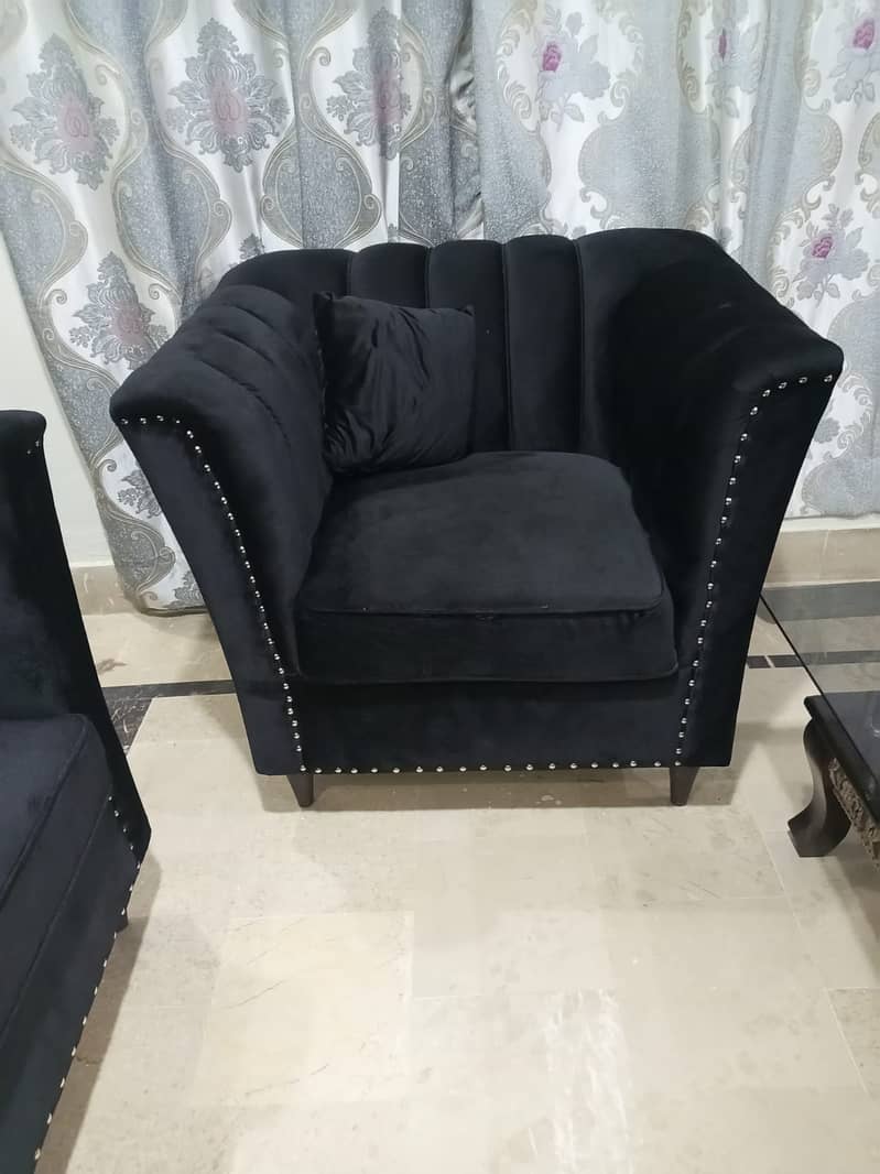 Black Velvet Sofa 7 Seater Cusion 6